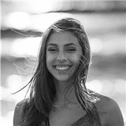 studentessa universitaria impartisce ripetizioni e aiuto studio di latino, italiano e filosofia